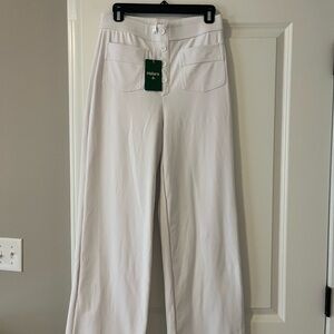 HALARA Classic White Wide-Leg Pants